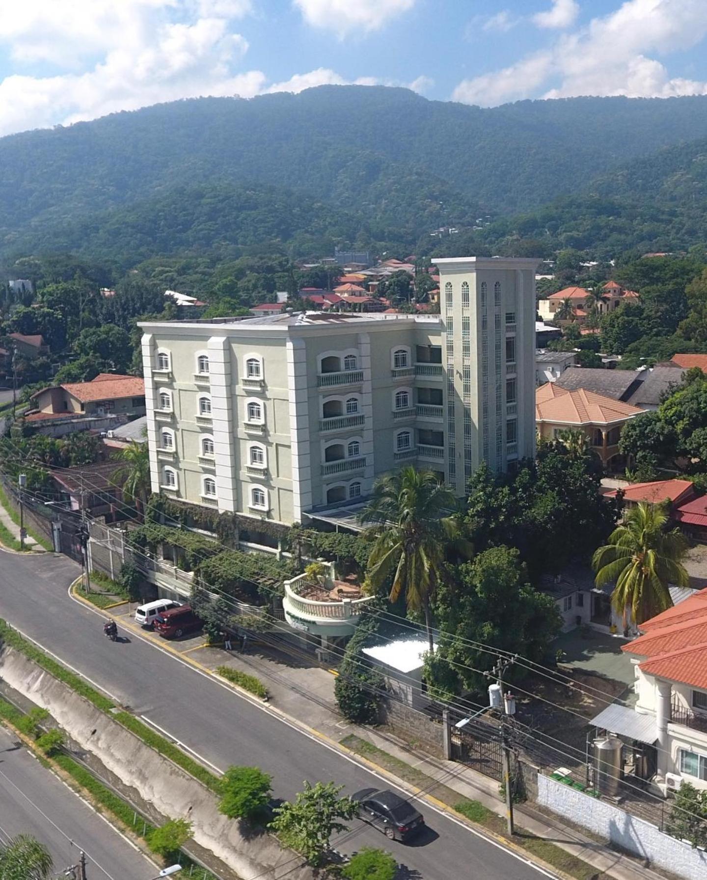 Boutique Hotel La Cordillera サン・ペドロ・スーラ エクステリア 写真