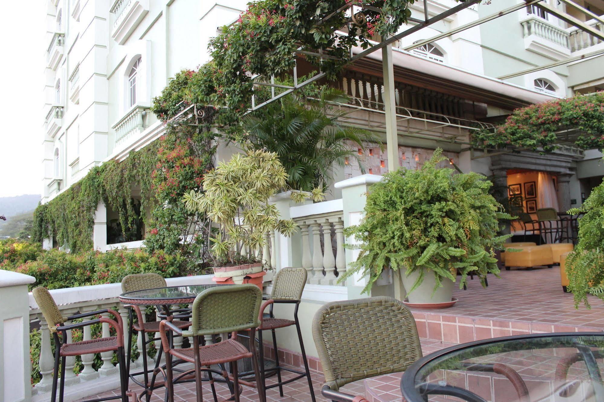 Boutique Hotel La Cordillera サン・ペドロ・スーラ エクステリア 写真
